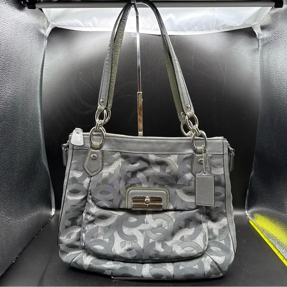 Coach | Bags | Vtg Coach Sig Kristin Silver Metalic Zip Coach | Bags | Vtg Coach Sig Kristin Silver Metalic Zip